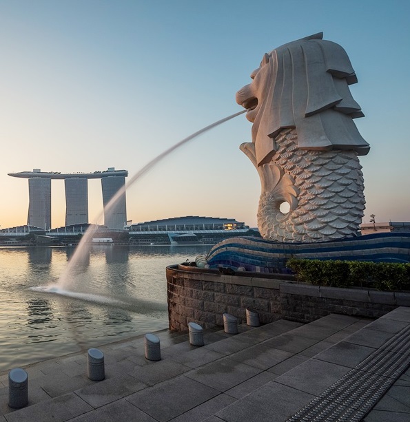 我們把客戶的利益最大化放在首位，而不是考慮自己的短期利益，贏得 客戶的尊重是我們最大的財富。